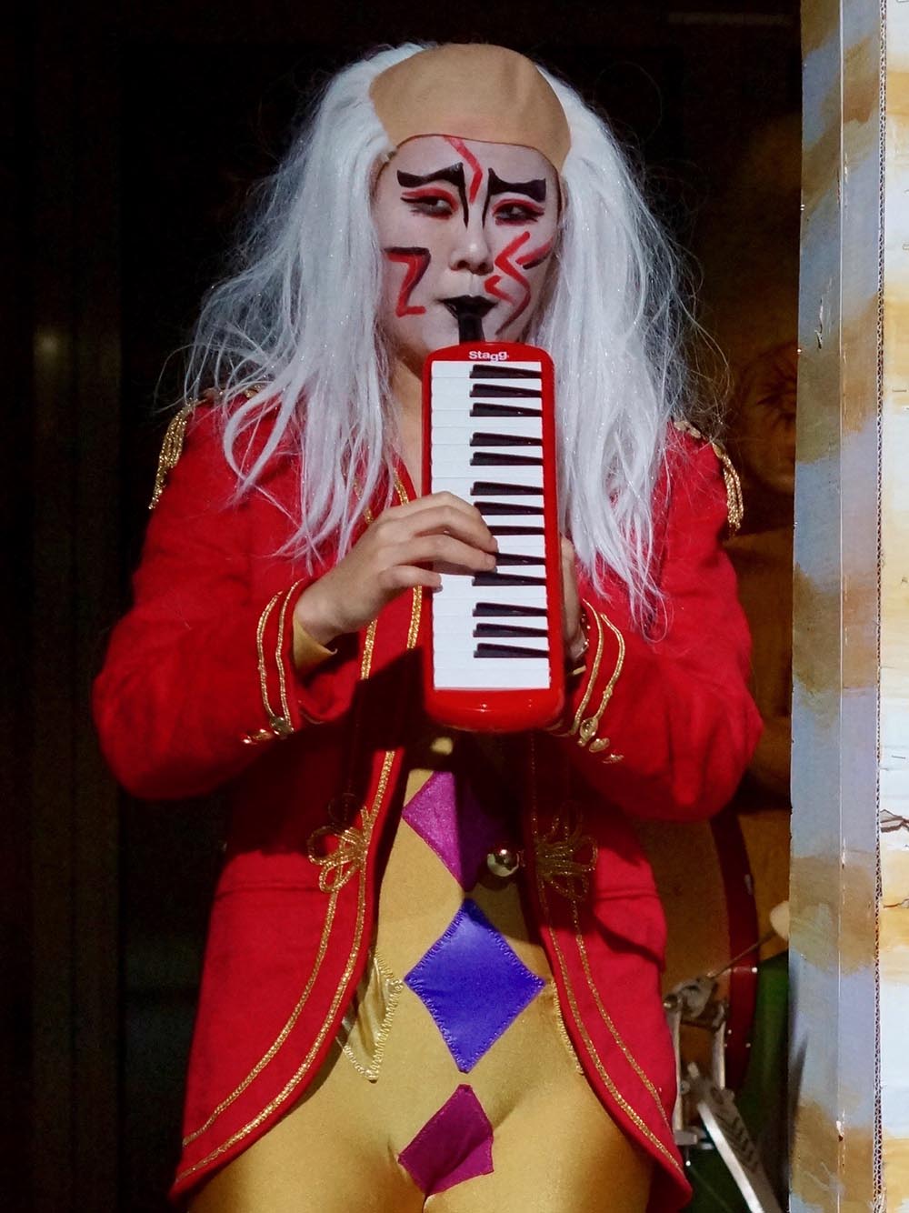 Anna-Weber-Desolation-2017-08